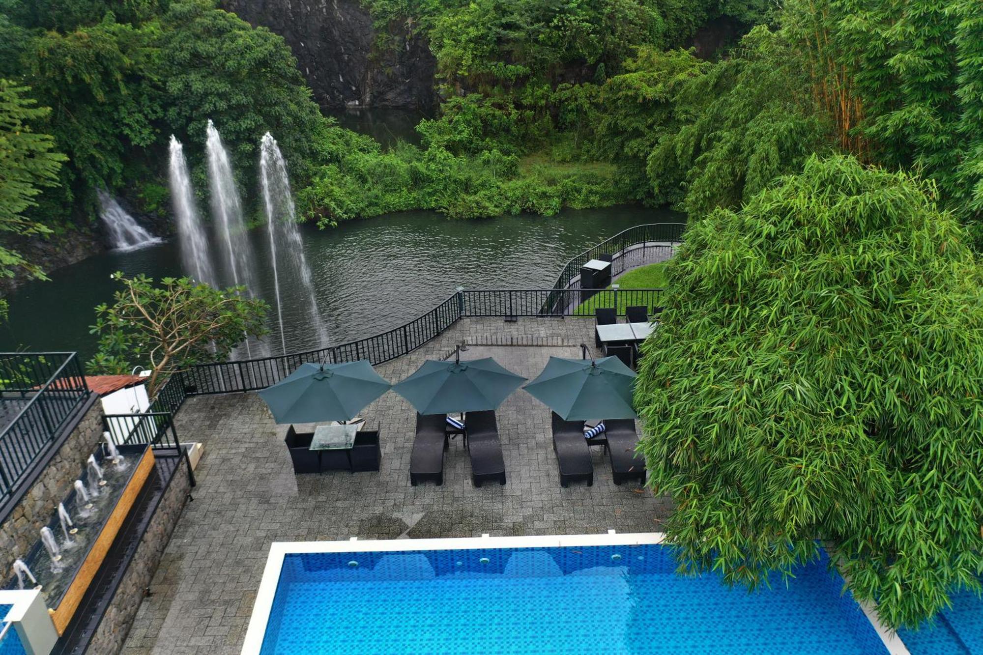 Athirappilly Athirapally Green Trees מראה חיצוני תמונה